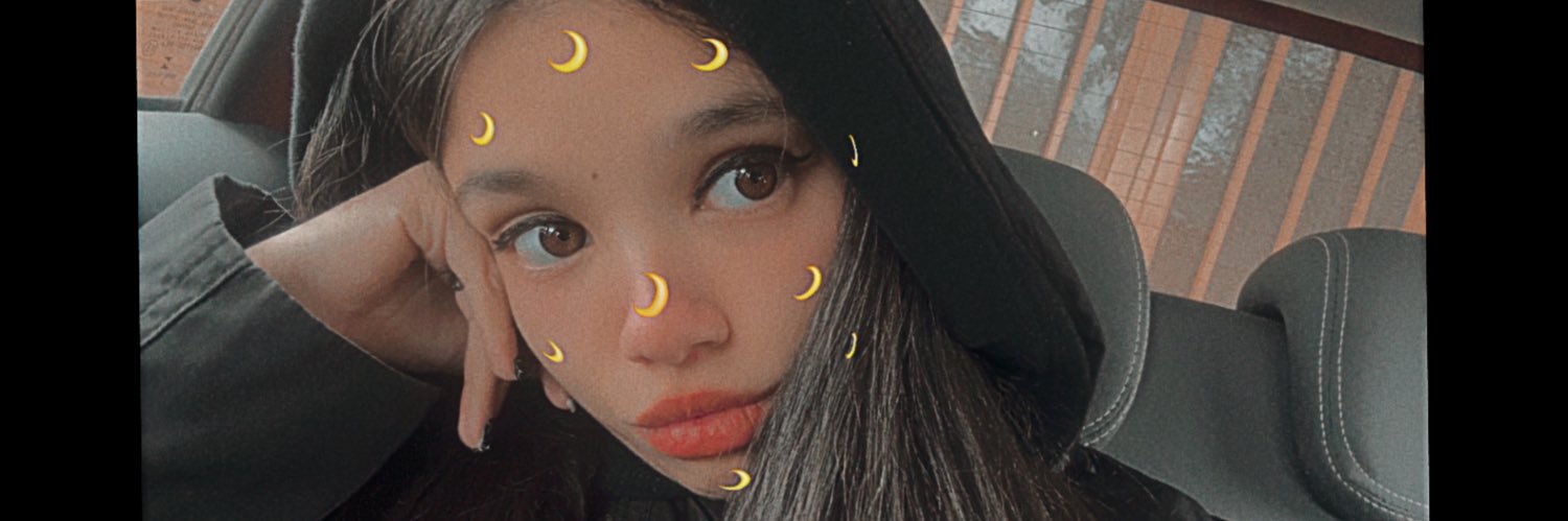 EveeBriitos's profile banner image