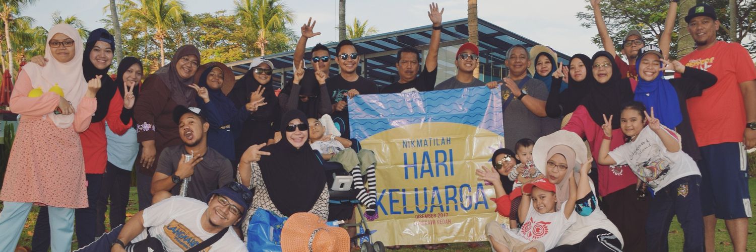 helloshiraaa_'s profile banner image