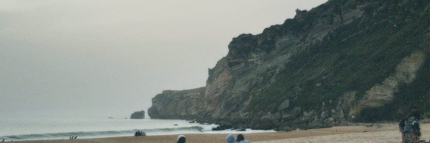 beaakasimp's profile banner image