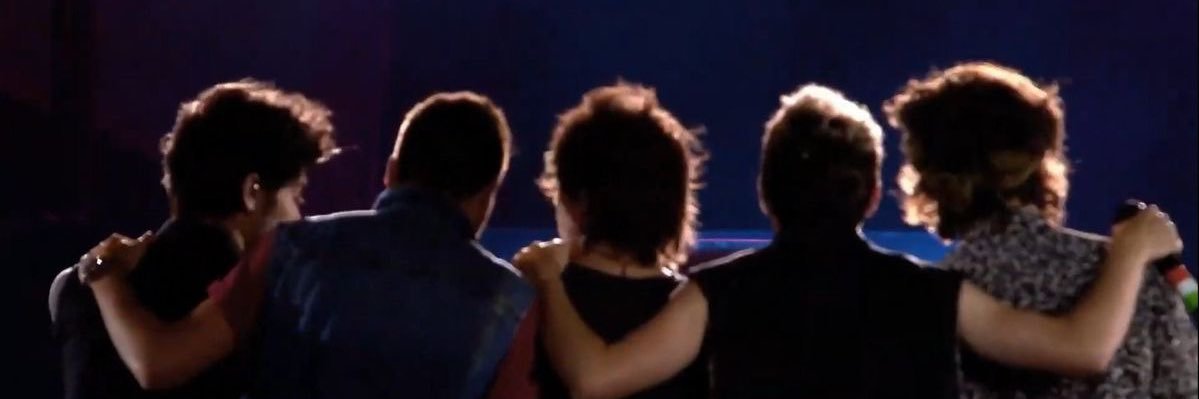 Lights Up✨• KISSCO on repeat💋🪩 banner