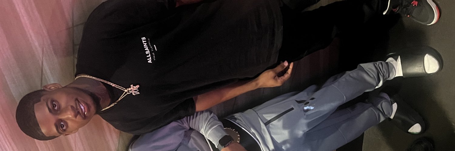 Arm_Strong_Tay's profile banner image
