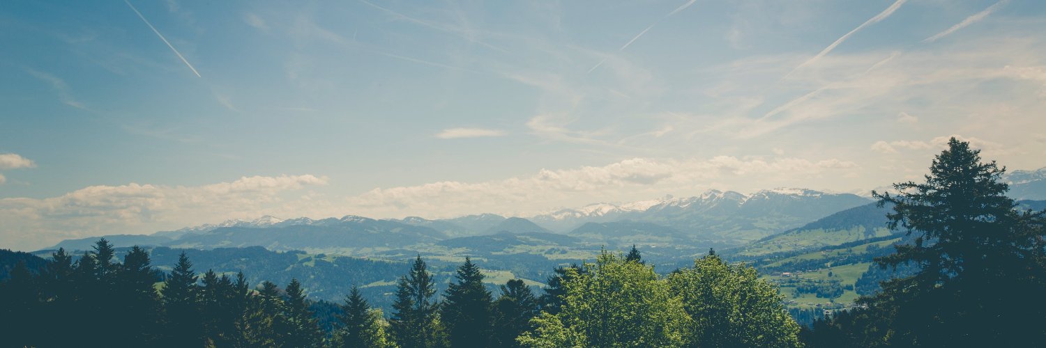 Akiko Brodrick banner