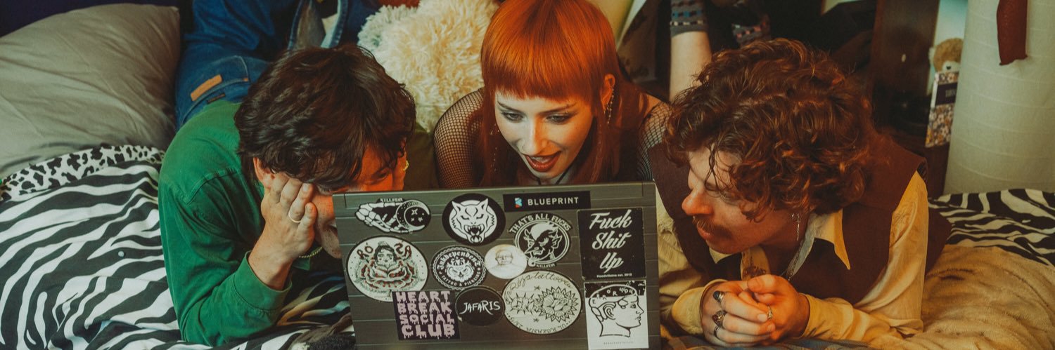Adore's banner
