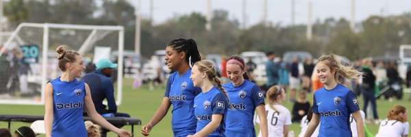 chloe_m_edwards Profile Banner