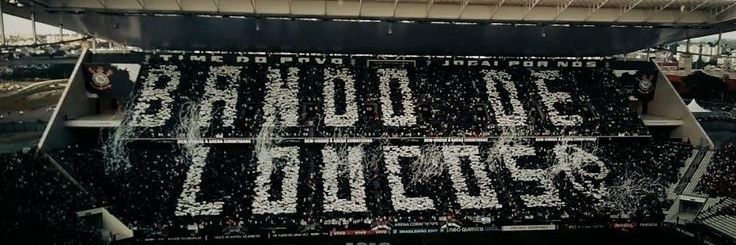 lari banner