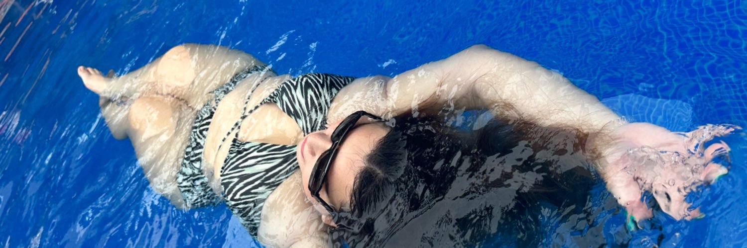 Karlaferoc's profile banner image