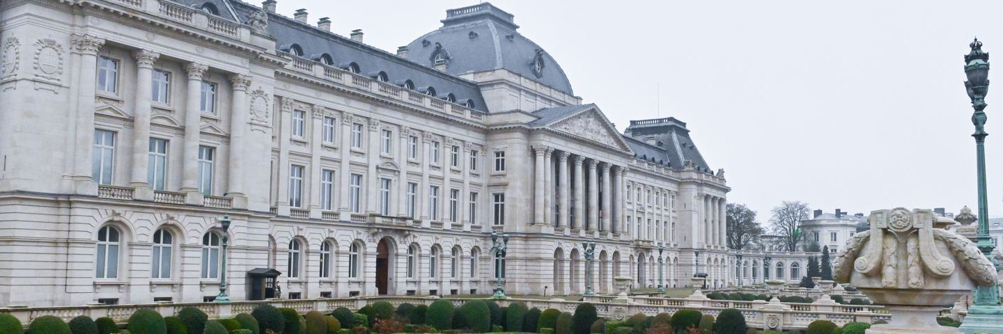 Belgian Royal Palace's banner