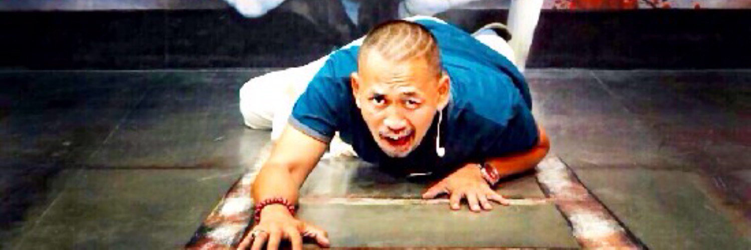 toingtiong's profile banner image
