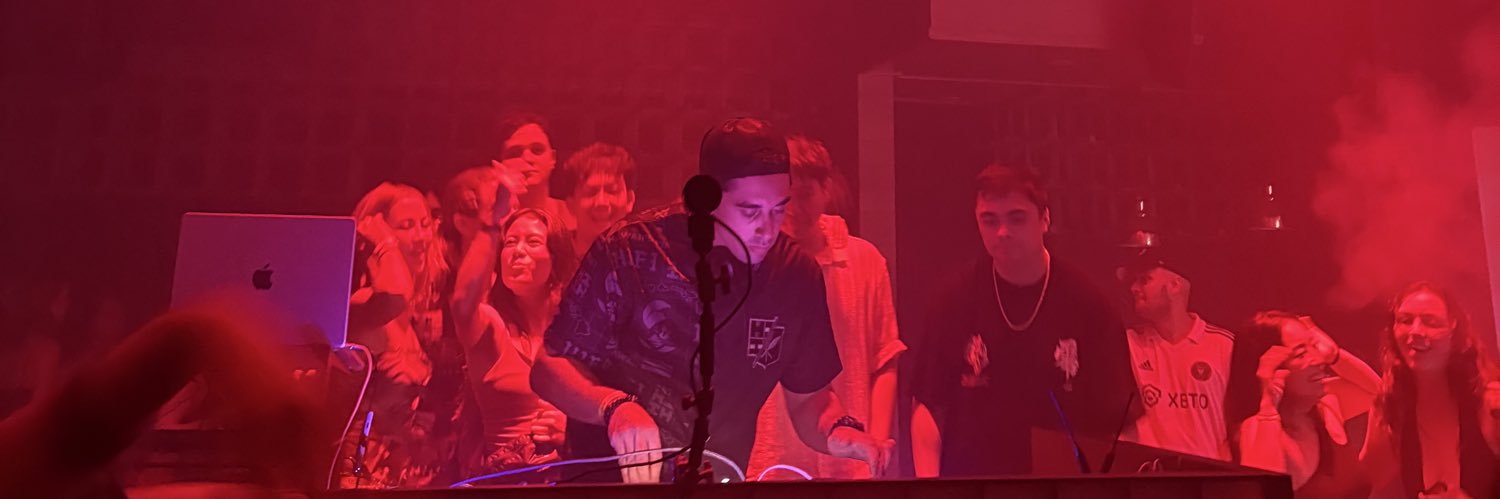 kuponoboy's profile banner image