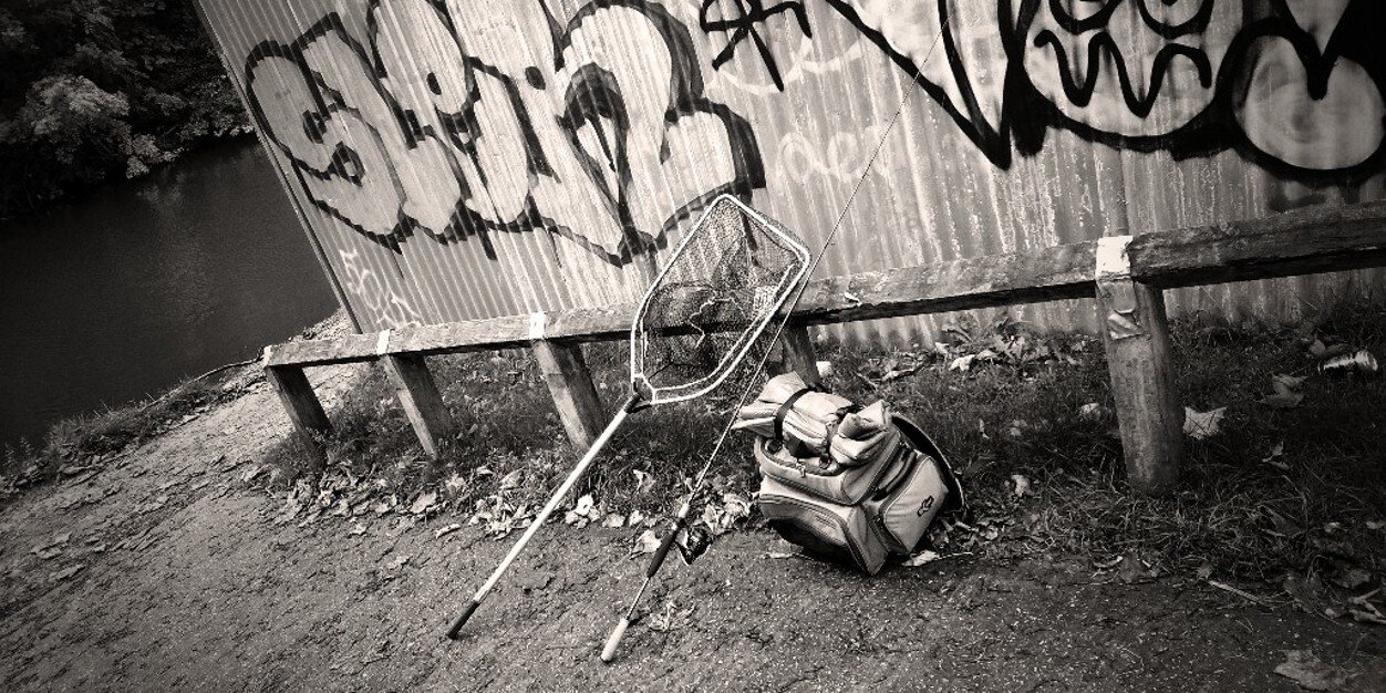 Pike & Carp Angler banner