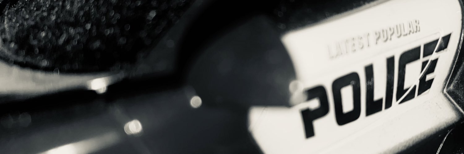 dh3la's profile banner image