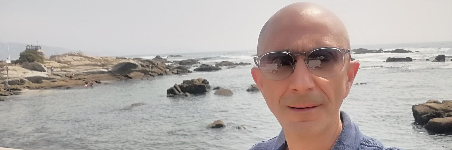 lelesdakis's profile banner image