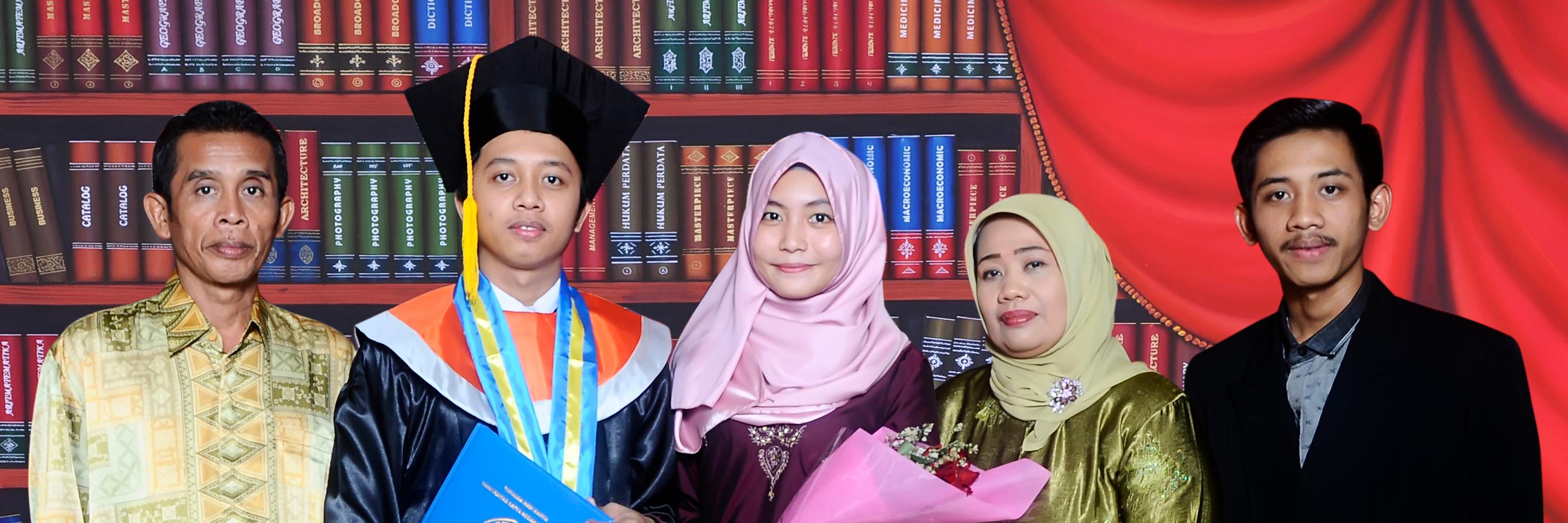 fifinardy's profile banner image