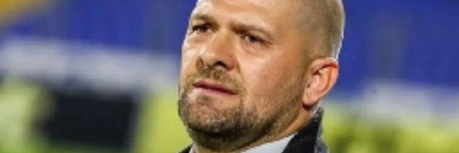 Obroni Paytay banner