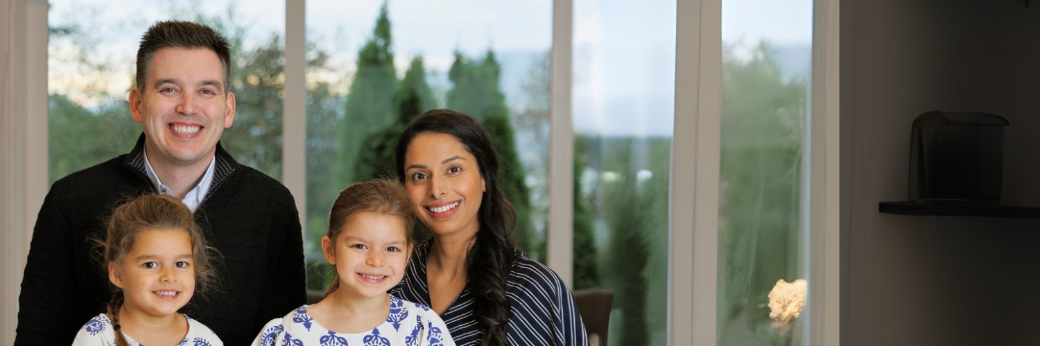 Terry Beech 黃志峰 banner