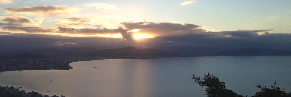 R_Farias's profile banner image