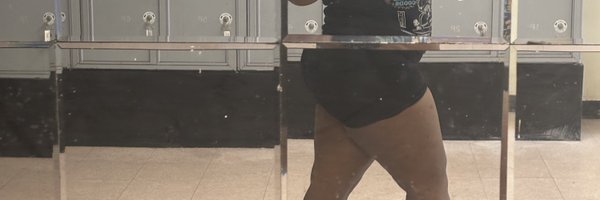 zoegirllandaa Profile Banner
