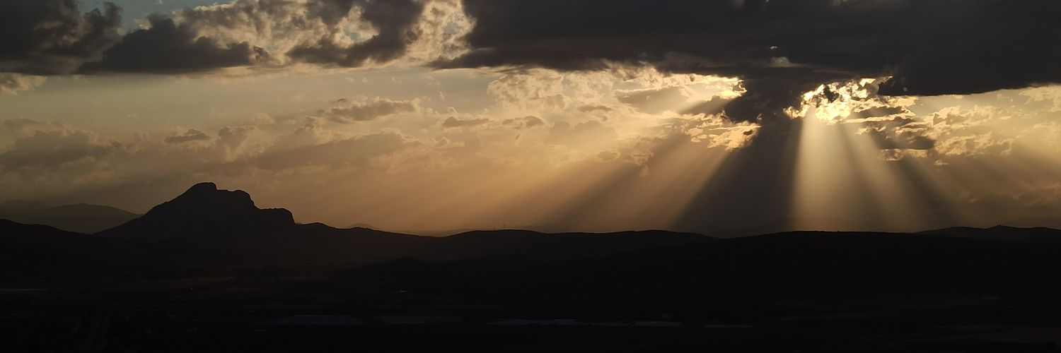 AdriValenCast's profile banner image