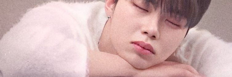 ⋆'s banner