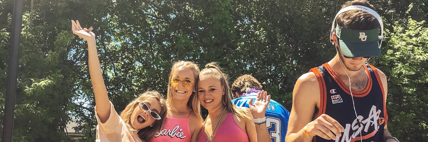Lindseeey34's profile banner image