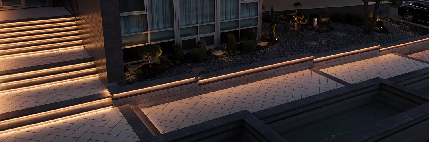 arvmrz's profile banner image