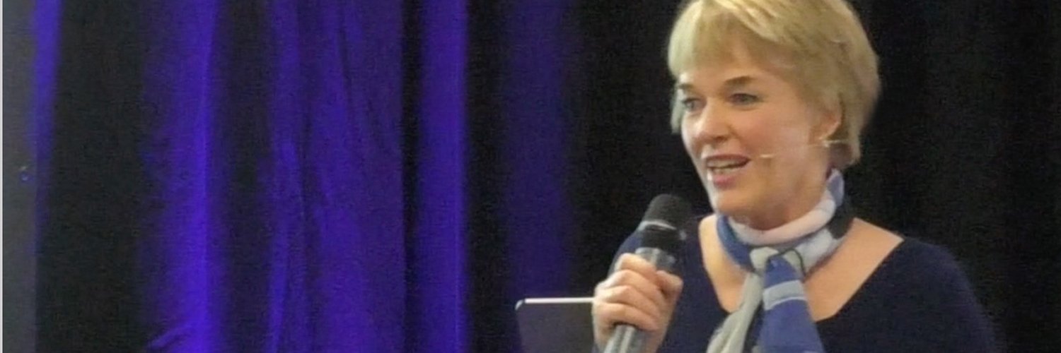 saskiamaarse's profile banner image
