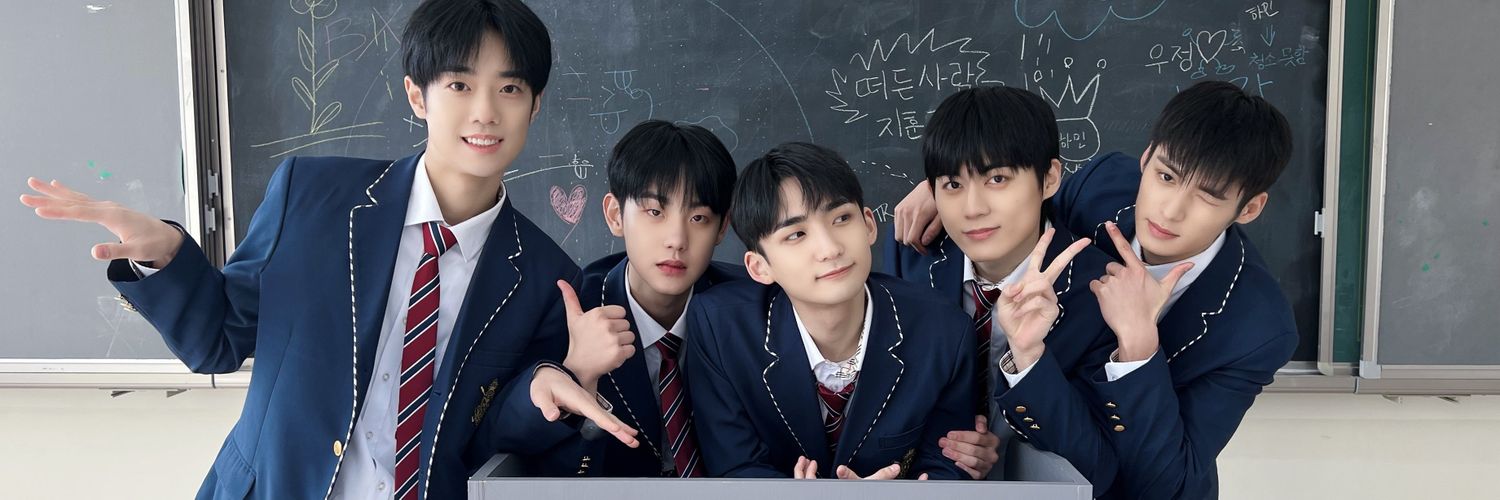 lee__seungheon's profile banner image