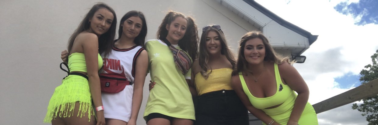 Molly_Traversx's profile banner image