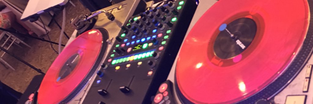 Dee_J_Zeek's profile banner image