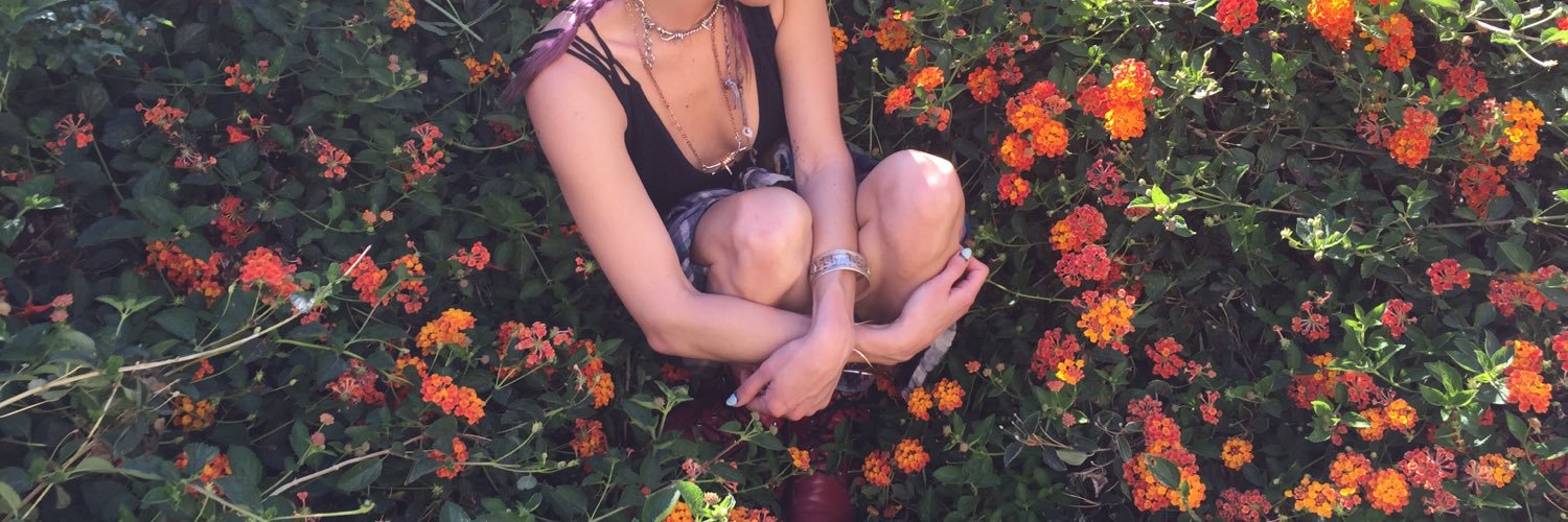ཀ Chloe Nørgaard ཀ banner