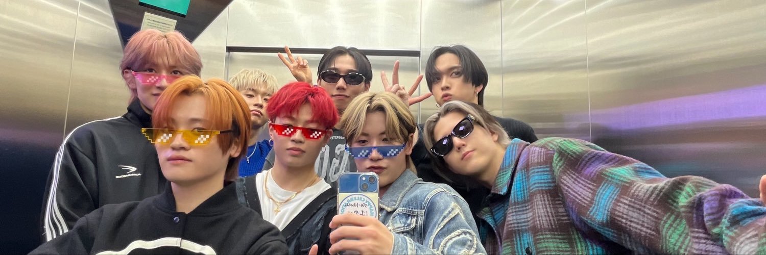 ri1235_'s profile banner image