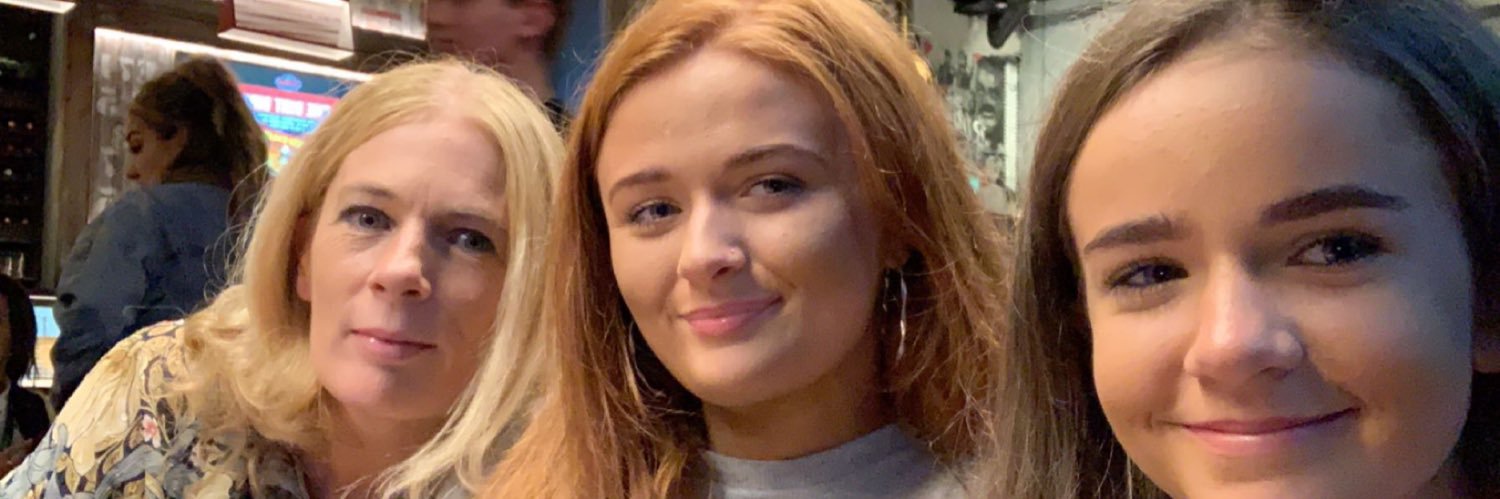 sarahmc_100's profile banner image
