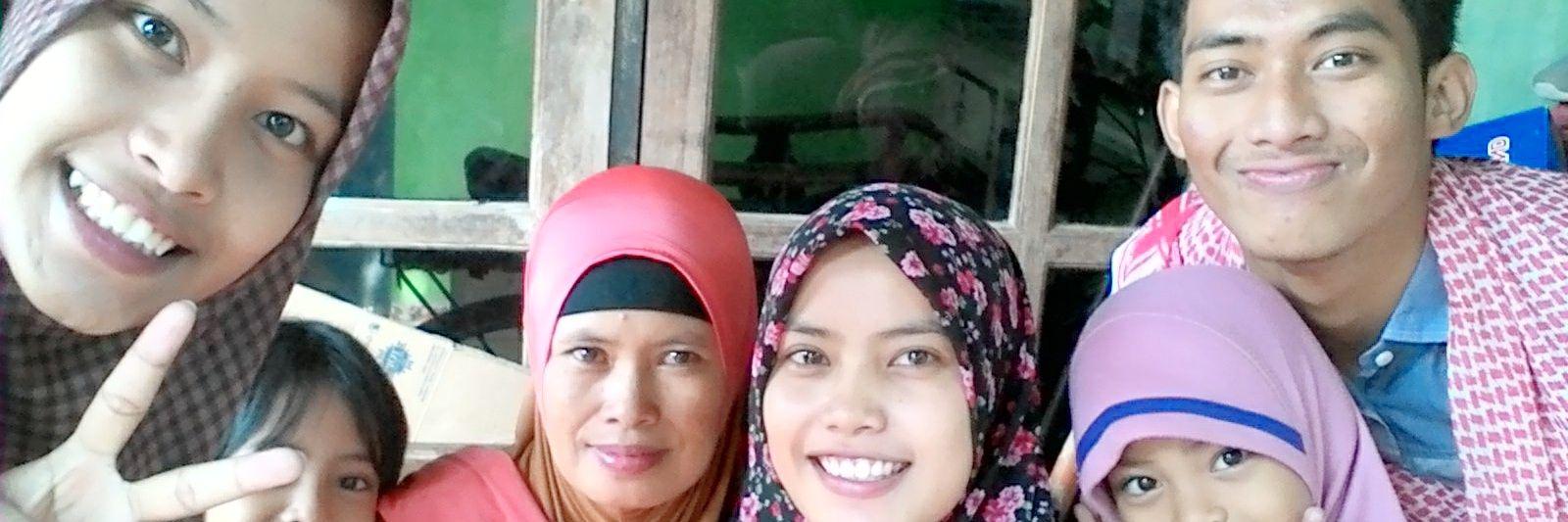 AnjaniAziz's profile banner image