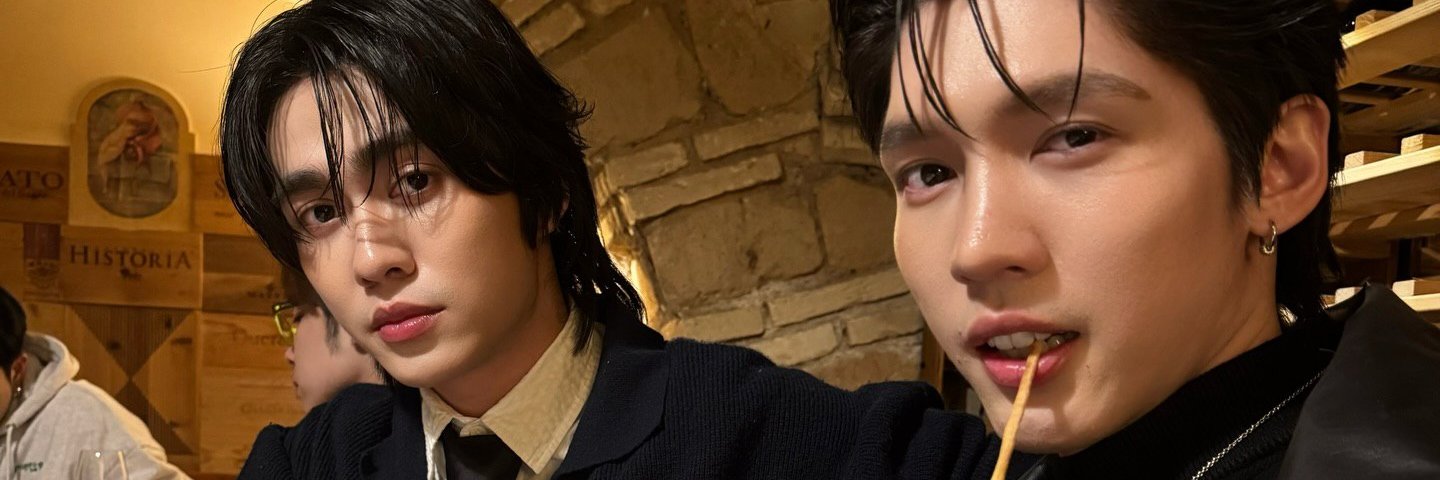 xleesea's profile banner image