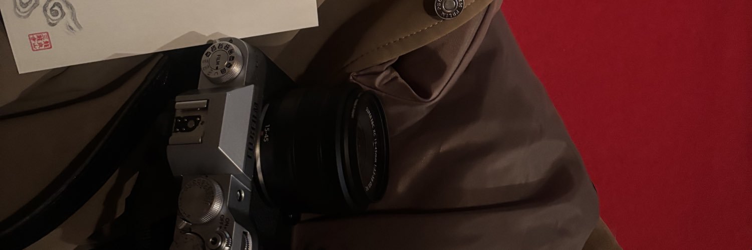 200302l8's profile banner image