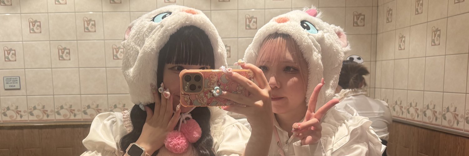 hide_miro's profile banner image