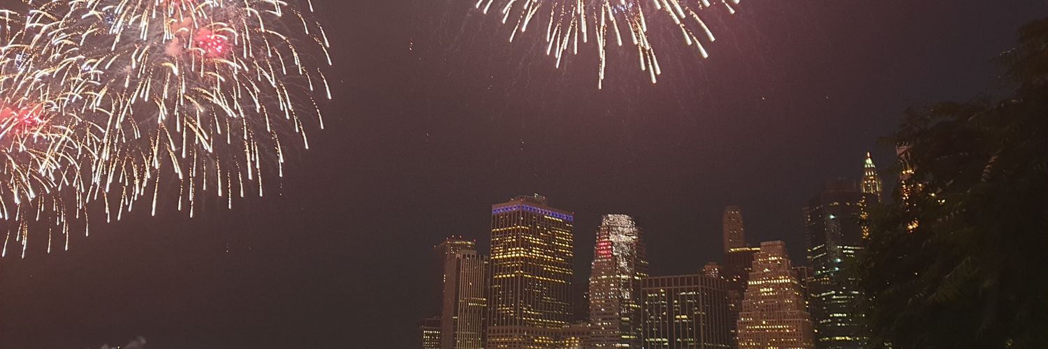 TheRedGlasses's profile banner image