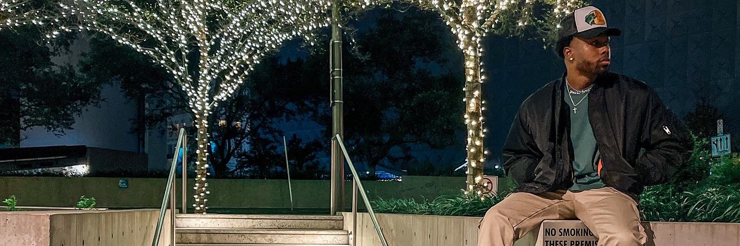 AlixSZN's profile banner image