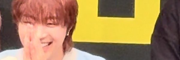 amu_lune Profile Banner