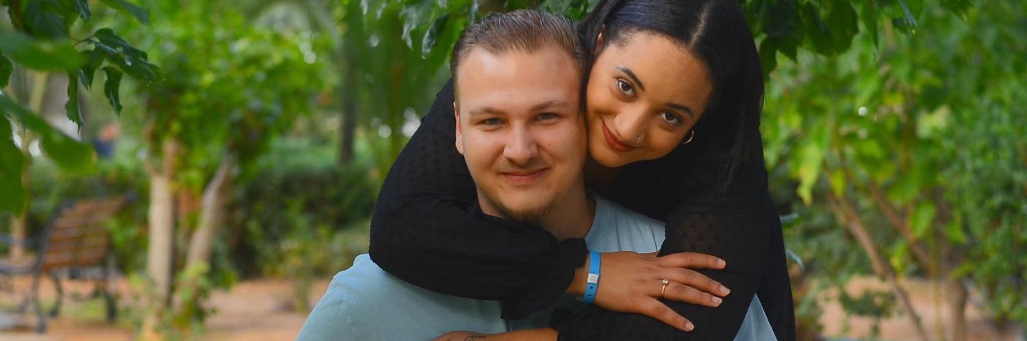 neverycurs's profile banner image