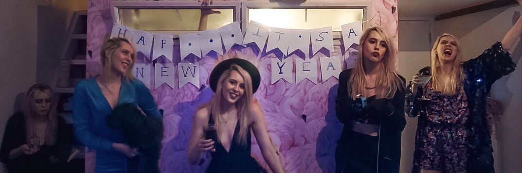 bellaleysampson's profile banner image