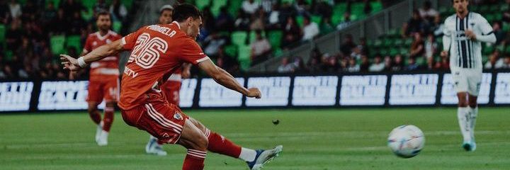 Jose Paradela banner