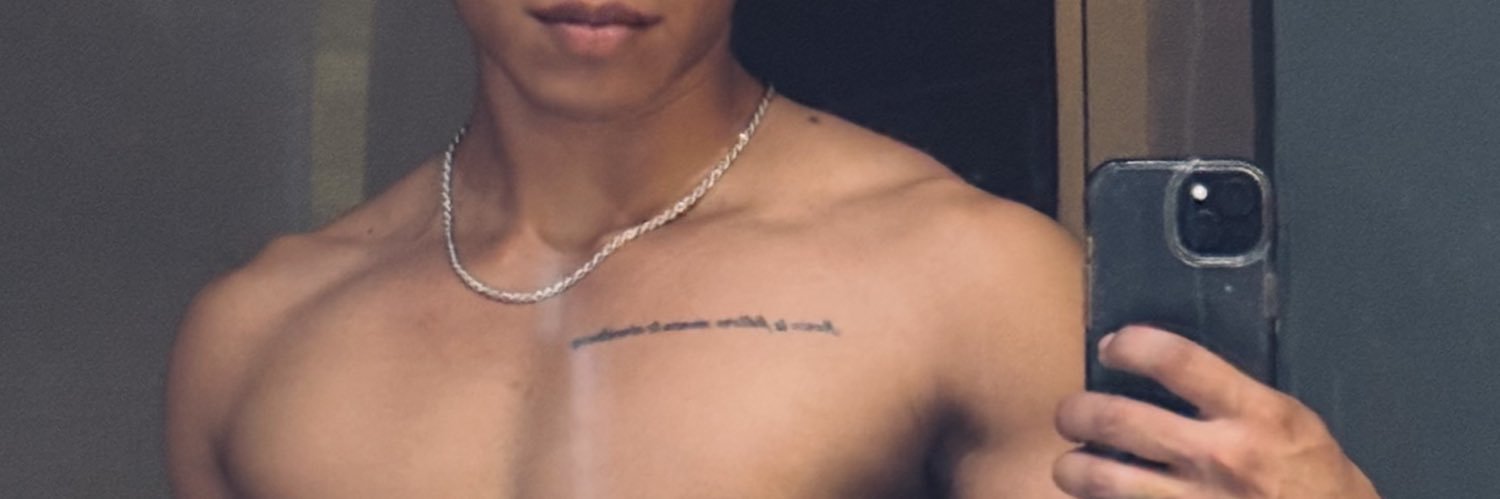 yogamboa_'s profile banner image