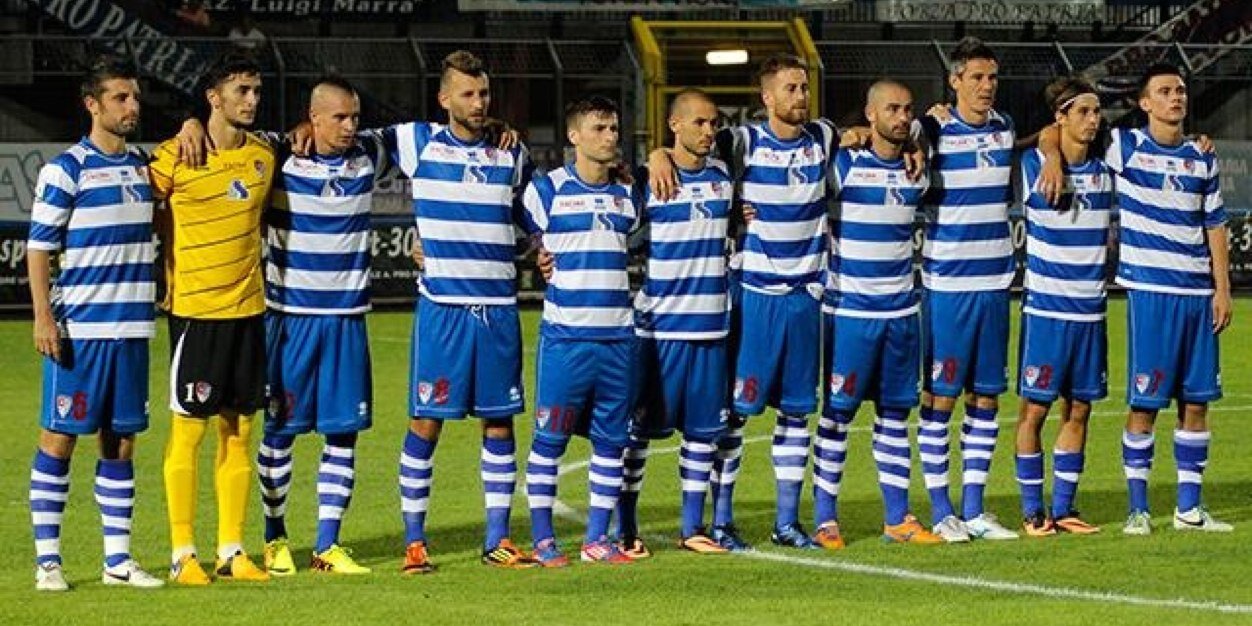 Aurora Pro Patria  banner