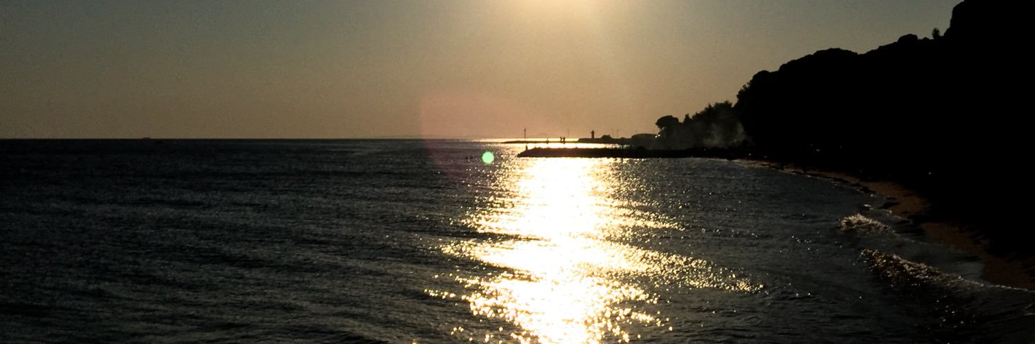 emrnrgz's profile banner image