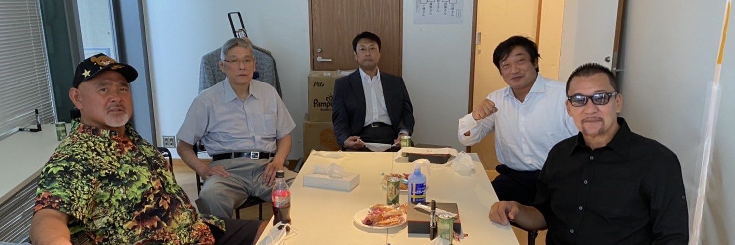 株式会社シャイニング's banner