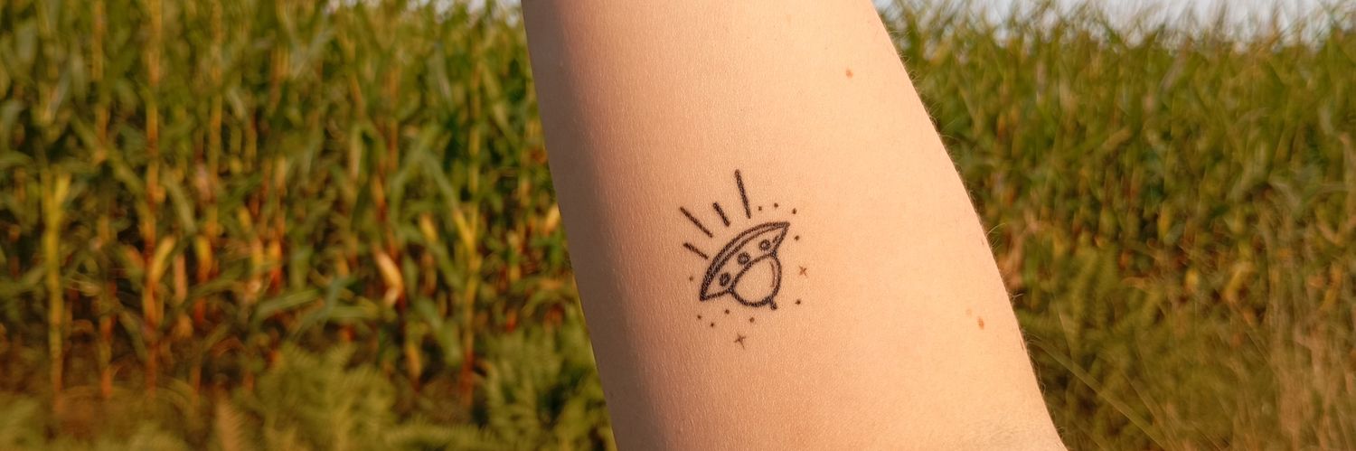 Tamara_M 👽🛸👩‍🚀✨💙🤍 banner