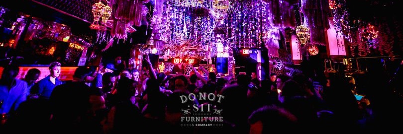 Do Not Sit Miami banner