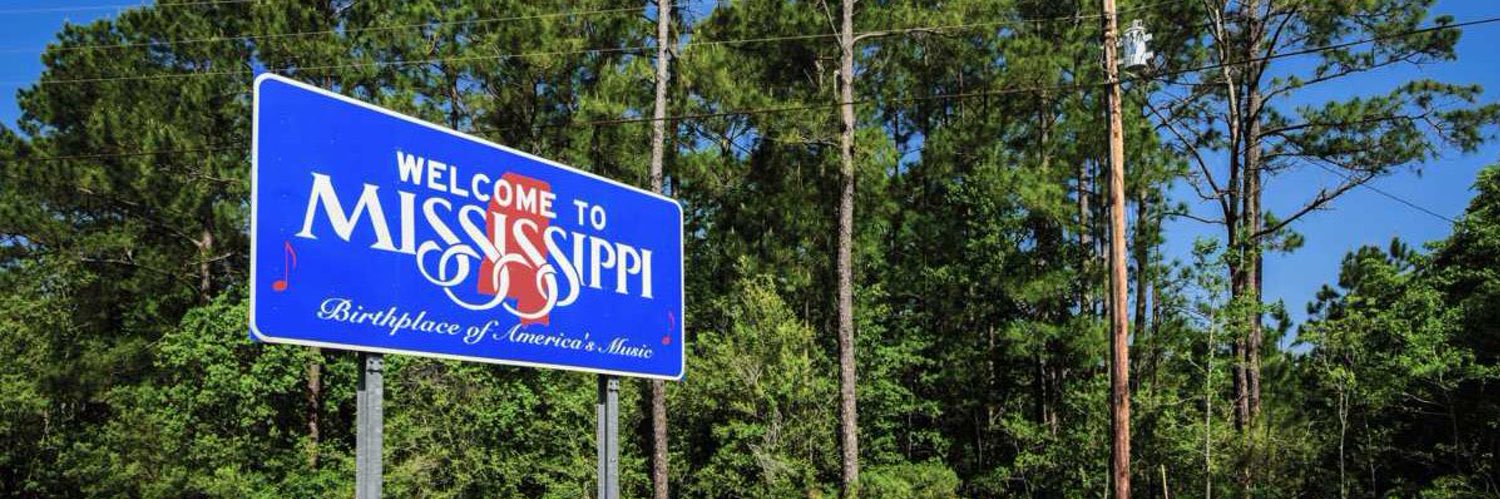 𝙔𝙊𝙐𝙉𝙂 𝘽𝙇𝘼𝘾𝙆 𝘾𝙊𝘼𝘾𝙃𝙀𝙎 banner