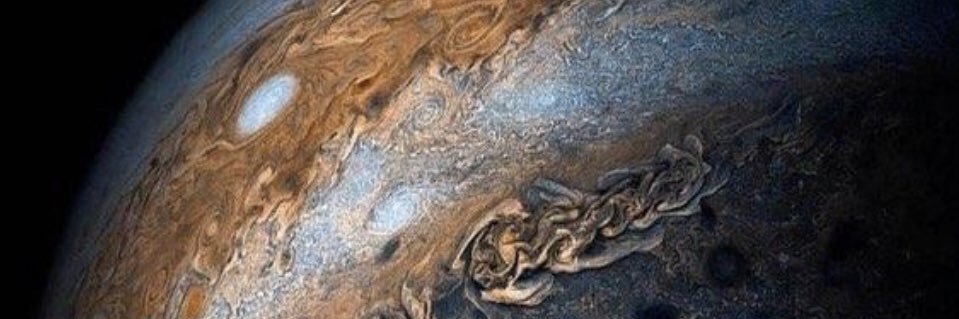 lizzyjck's profile banner image